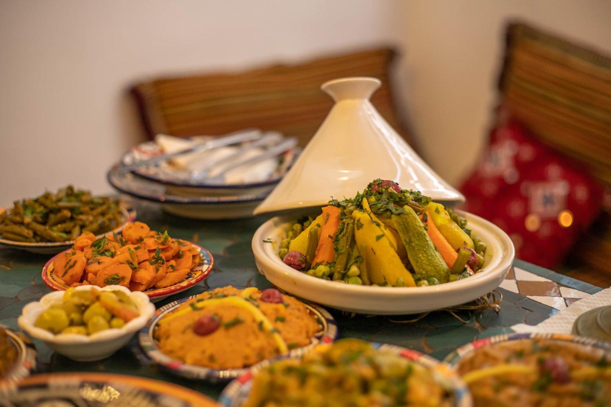 Dar Authentic Fes - Familly Hosting Bed & Breakfast Exterior photo