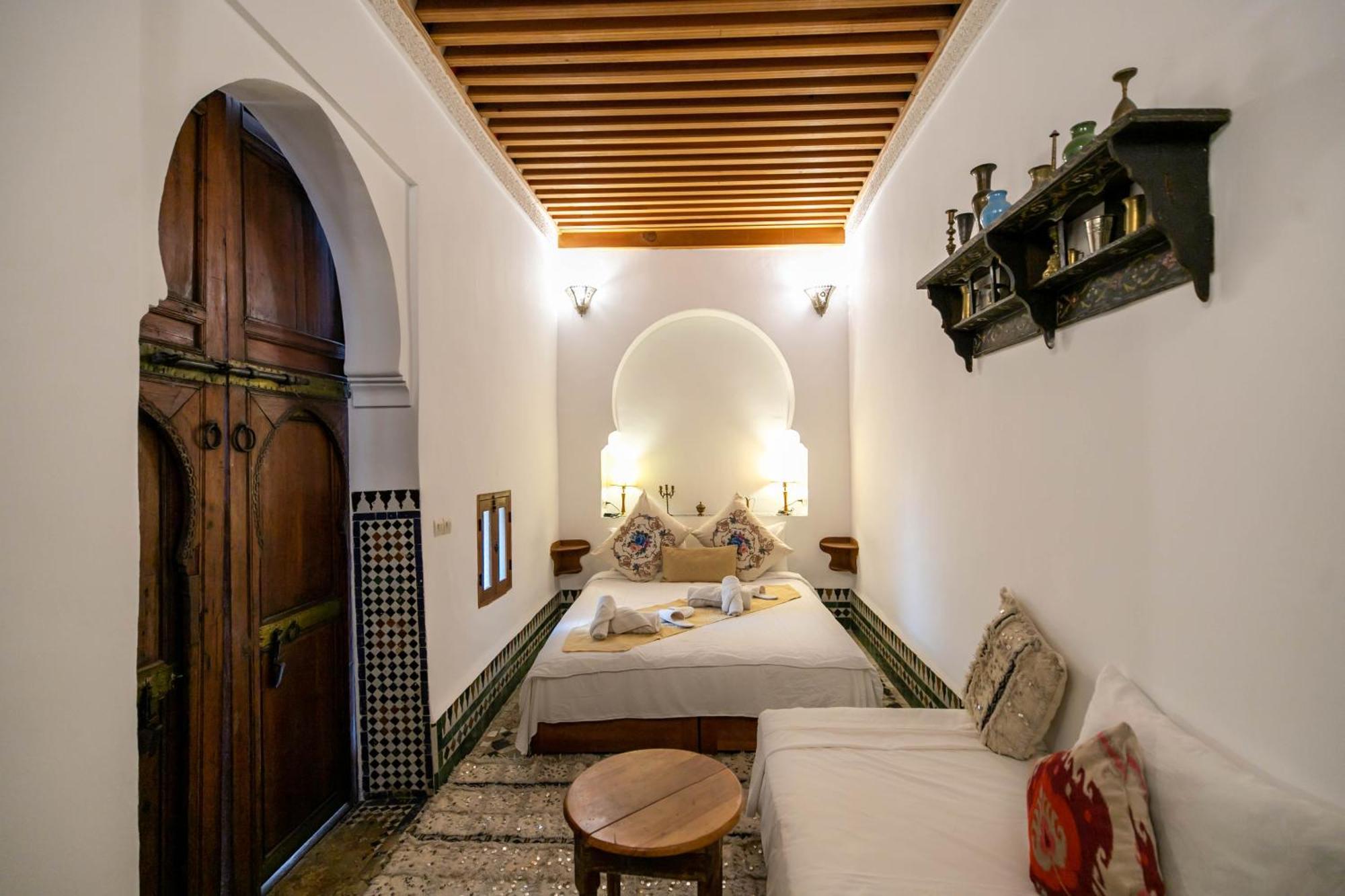 Dar Authentic Fes - Familly Hosting Bed & Breakfast Exterior photo