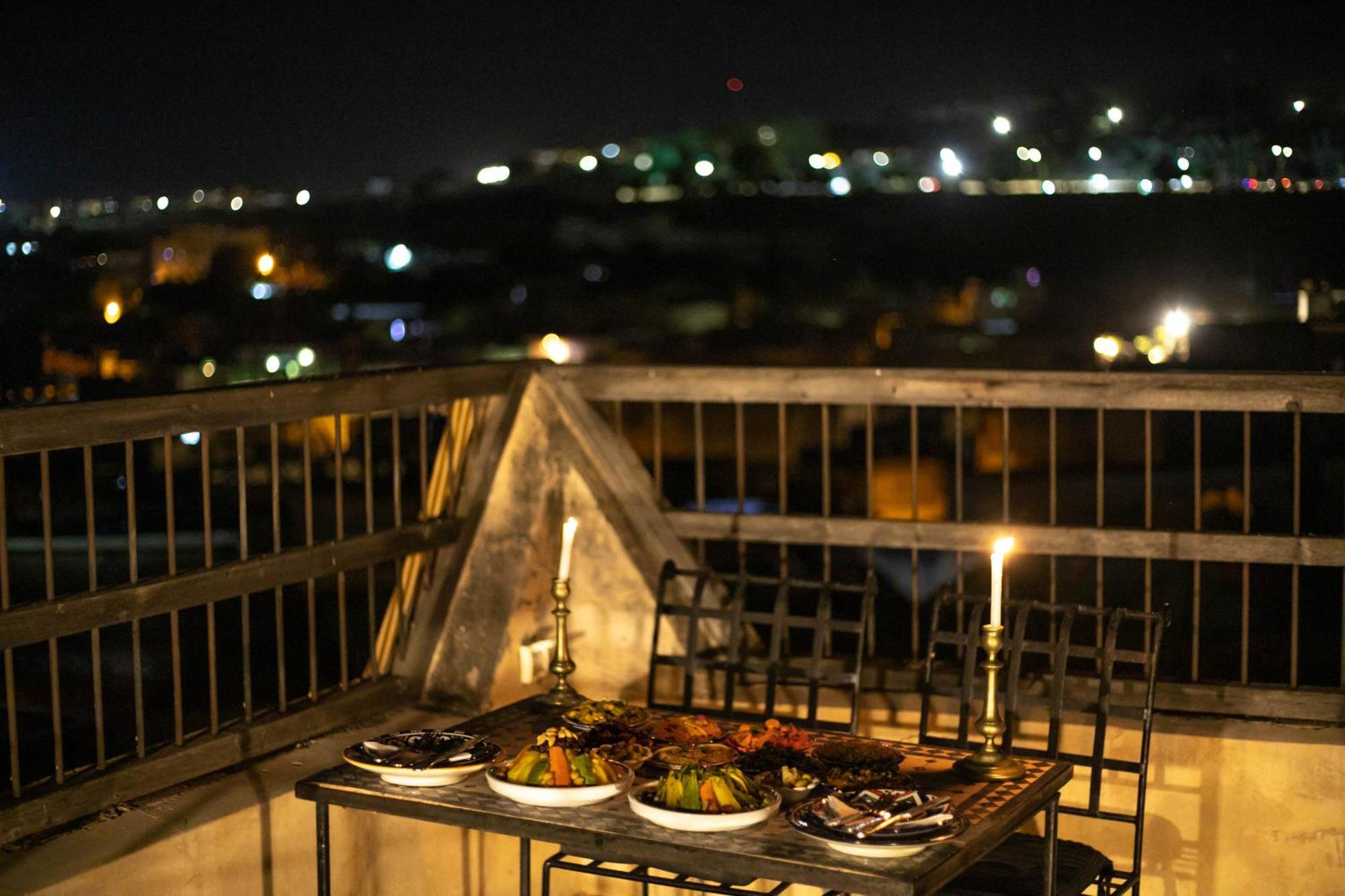 Dar Authentic Fes - Familly Hosting Bed & Breakfast Exterior photo
